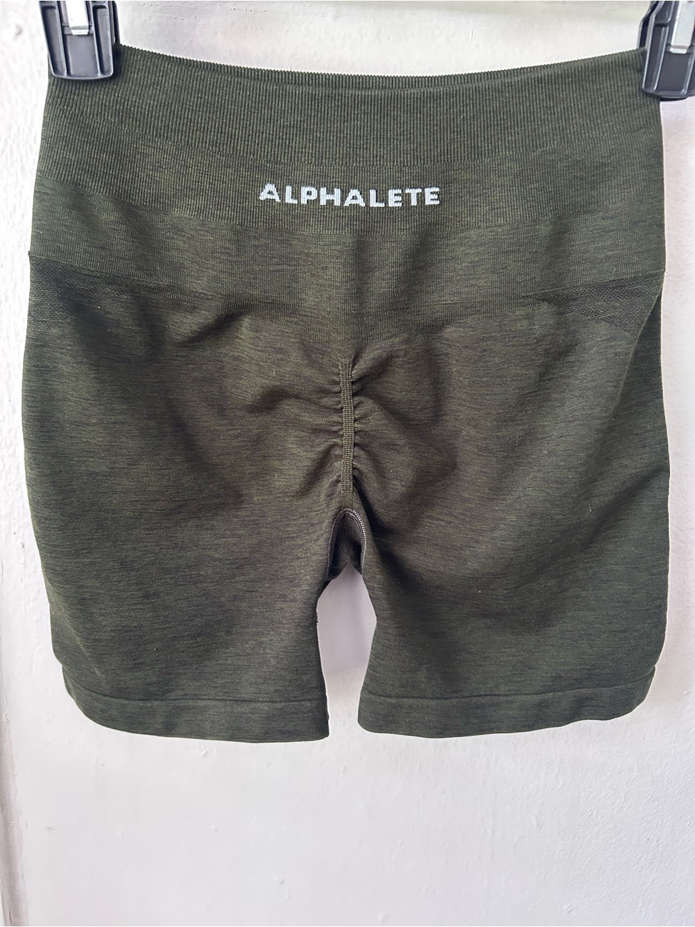 Alphalete Amplify Heather Olive Green Athletic Compression Shorts Small 4.5”